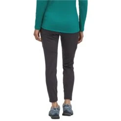 PATAGONIA W'S R1 DAILY BOTTOMS INK BLACK - BLACK X-DYE 23 -Columbia || Millet || Odlo Verkoopwinkel 9 110770 w s r1 daily bottoms ink black black x dye 40545 inbx 03