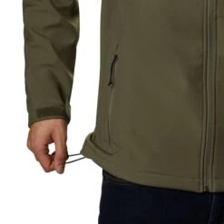 COLUMBIA CASCADE RIDGE II SOFTSHELLSTONE GREEN 23 -Columbia || Millet || Odlo Verkoopwinkel 9 116781 1516251 397 05