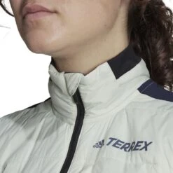 ADIDAS TERREX HYBRID INSULATE VEST W INK LEGEND/LINGRN 23 12 ADIDAS TERREX HYBRID INSULATE VEST W INK LEGEND/LINGRN 23 -Columbia || Millet || Odlo Verkoopwinkel 9 116969 terrex hybrid insulate vt w ink legend lingrn hf9297 05