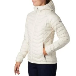 COLUMBIA POWDER LITE HOODED JKT W CHALK 20 -Columbia || Millet || Odlo Verkoopwinkel 9 63967 powder lite hooded jkt w chalk 1699071 191 04